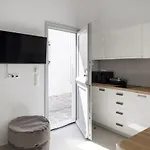 Parikia's Cosy Jewel Apartmán